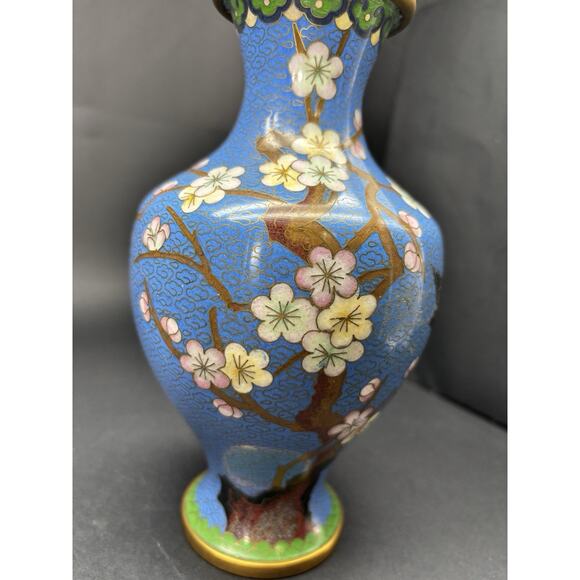 Vintage Chinese 8 1/4" BLUE CLOISONNE VASE Enamel Brass Cherry Blossom w/Bird - Picture 4 of 16